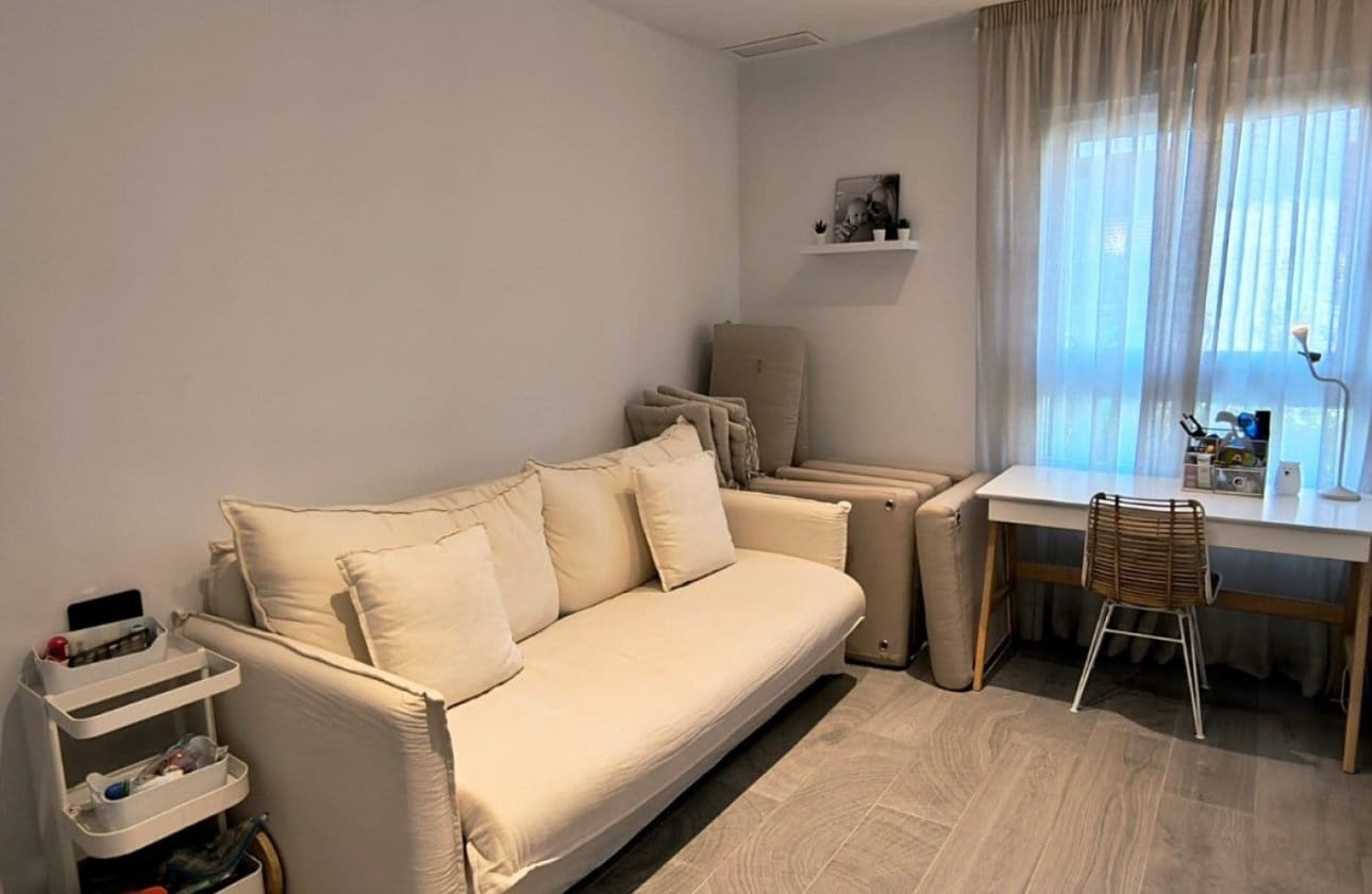 3 bedroom Apartment for sale in Algorfa with pool - € 360,000 (Ref: 9977577)