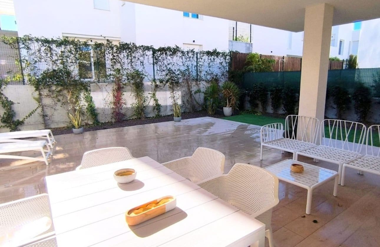 3 bedroom Apartment for sale in Algorfa with pool - € 360,000 (Ref: 9977577)
