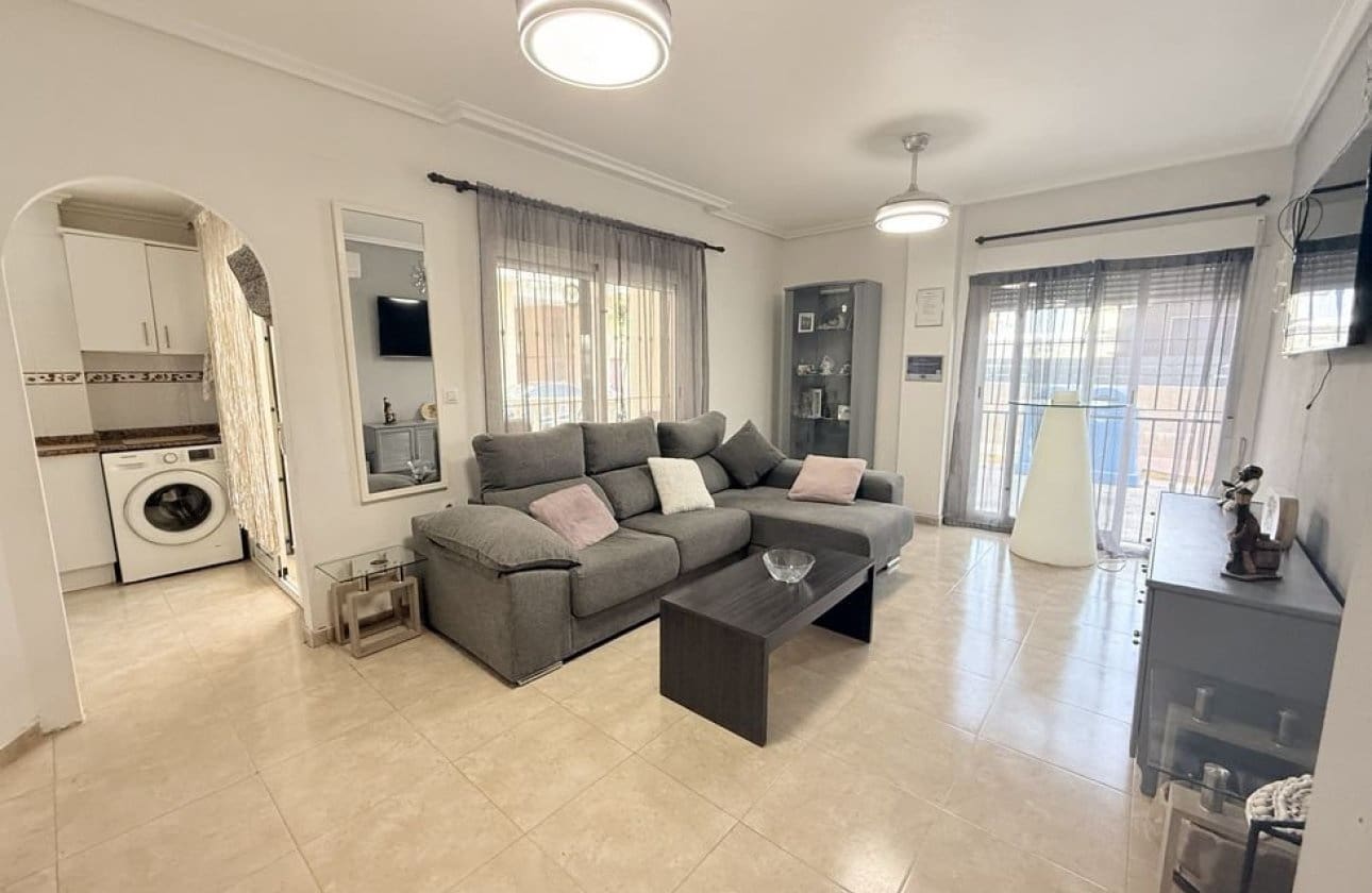 2 soverom Leilighet til salgs i Formentera del Segura - € 115 000 (Ref: 9984011)