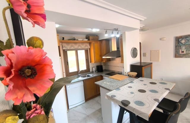 2 soveværelse Lejlighed til salg i Algorfa med swimmingpool garage - € 189.950 (Ref: 9984013)