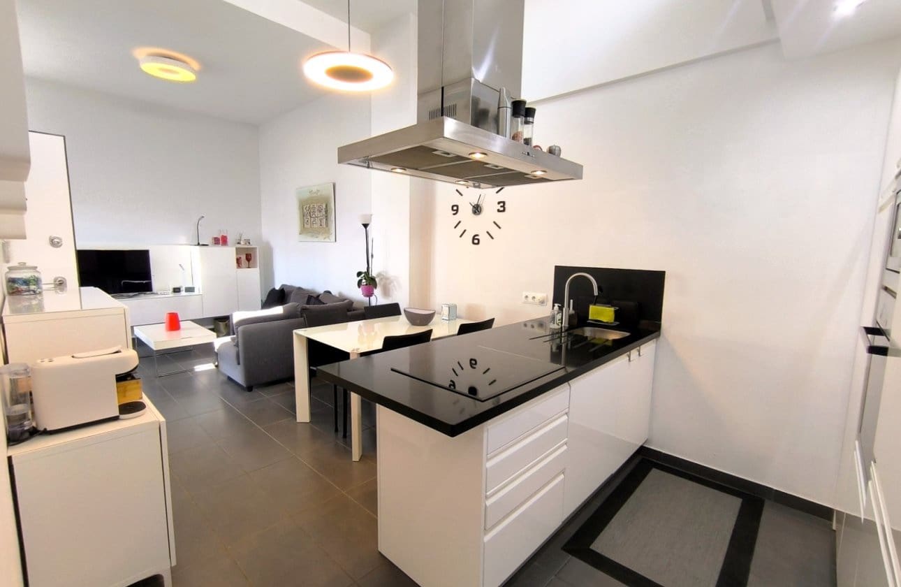 2 soverom Rekkehus til salgs i Algorfa med svømmebasseng garasje - € 285 000 (Ref: 9987160)