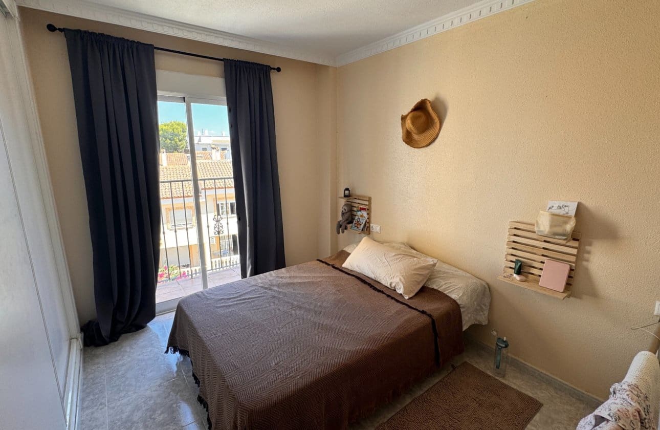 Apartamento de 2 habitaciones en Algorfa en venta con piscina garaje - 136.000 € (Ref: 9997804)