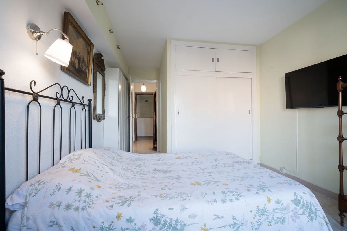 1 sypialnia Apartament na sprzedaż w Benalmadena Costa z basenem garażem - 210 000 € (Ref: 10018210)