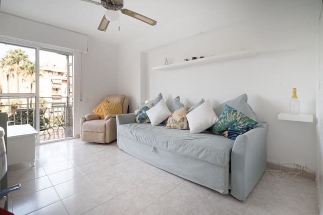 1 sypialnia Apartament na sprzedaż w Benalmadena Costa, Benalmádena z basenem garażem - 210 000 € (Ref: 10018210)