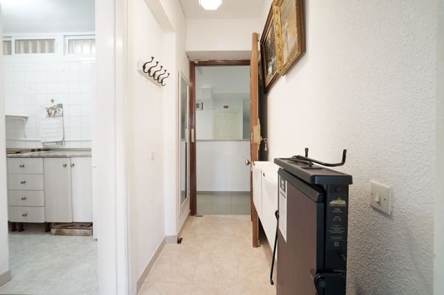 1 sypialnia Apartament na sprzedaż w Benalmadena Costa, Benalmádena z basenem garażem - 210 000 € (Ref: 10018210)