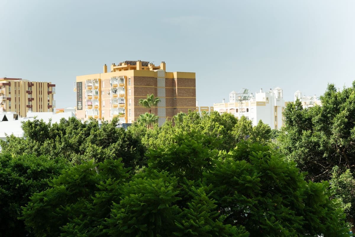 1 sypialnia Apartament na sprzedaż w Benalmadena Costa z basenem garażem - 210 000 € (Ref: 10018210)