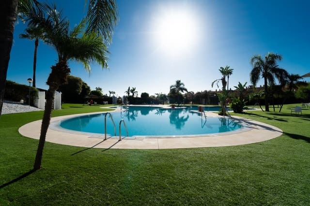 2 Zimmer Apartment zu verkaufen in Benalmadena Costa, Benalmádena mit Pool Garage - 375.000 € (Ref: 10074880)