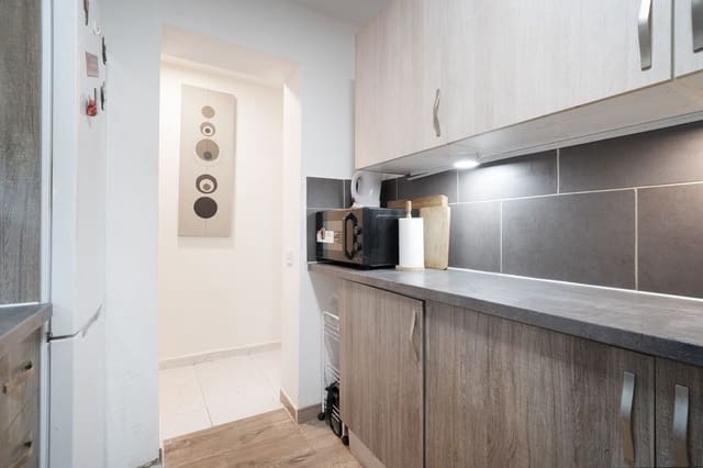 1 soveværelse Lejlighed til salg i Benalmadena Costa, Benalmádena med swimmingpool - € 219.500 (Ref: 10074881)