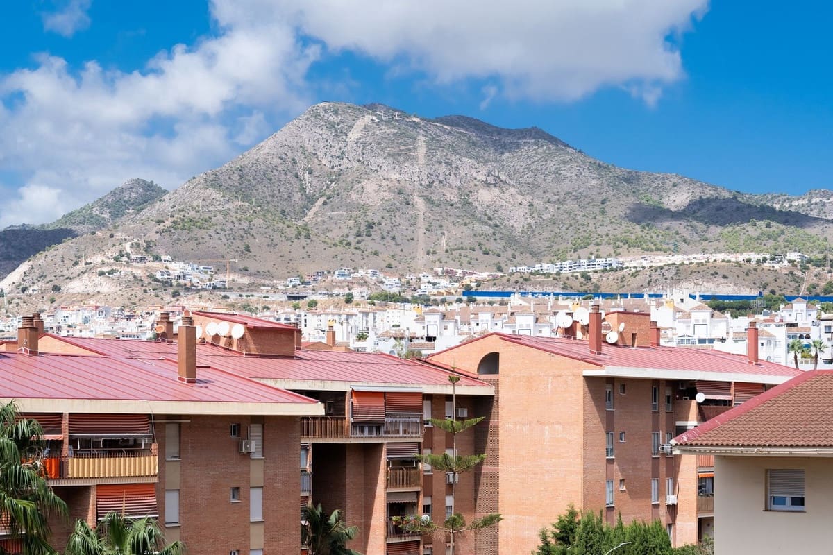1 soveværelse Lejlighed til salg i Benalmadena Costa med swimmingpool - € 219.500 (Ref: 10074881)