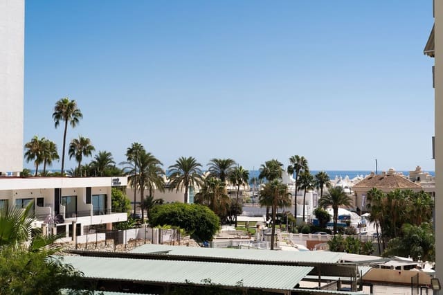 1 soveværelse Lejlighed til salg i Benalmadena Costa, Benalmádena med swimmingpool - € 225.000 (Ref: 10077576)