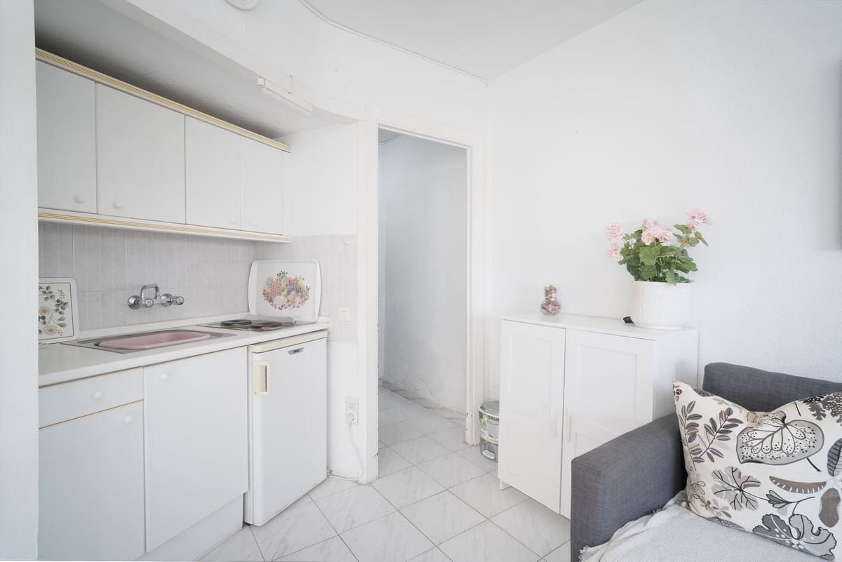 1 soveværelse Lejlighed til salg i Benalmadena Costa med swimmingpool - € 225.000 (Ref: 10077576)