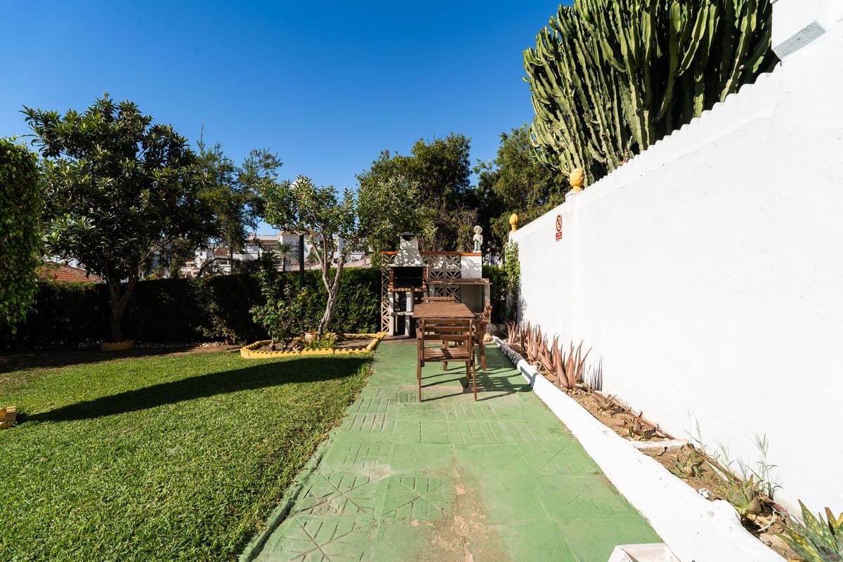 Apartamento de 1 habitación en Benalmadena Costa en venta con piscina - 285.000 € (Ref: 10111274)