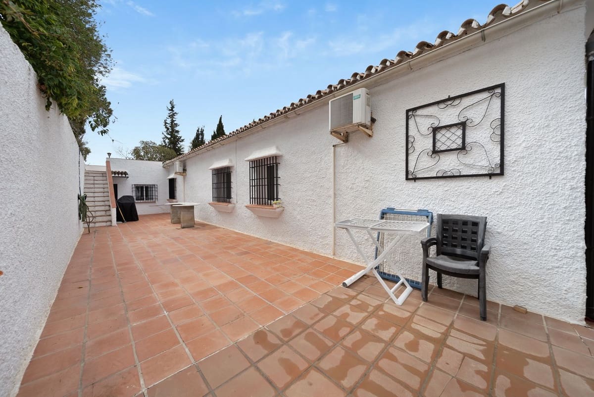 4 soveværelse Villa til salg i Almogia med swimmingpool garage - € 337.500 (Ref: 8542017)