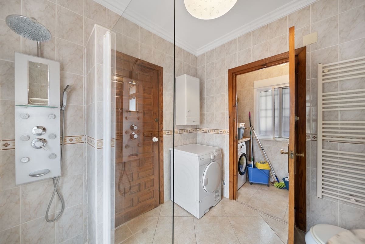 4 soveværelse Villa til salg i Almogia med swimmingpool garage - € 337.500 (Ref: 8542017)