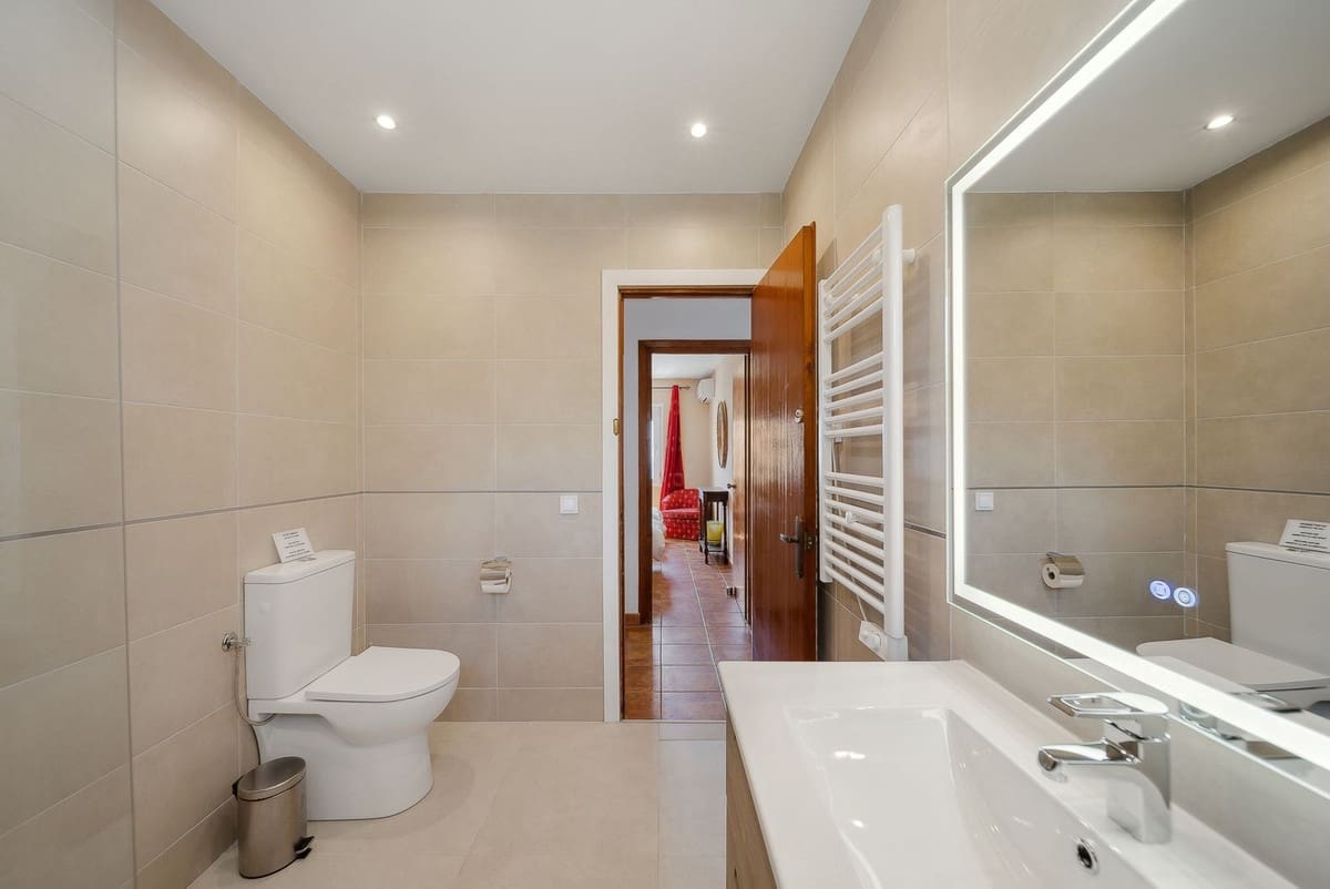 5 Zimmer Villa zu verkaufen in Benalmadena - 1.325.000 € (Ref: 8950872)