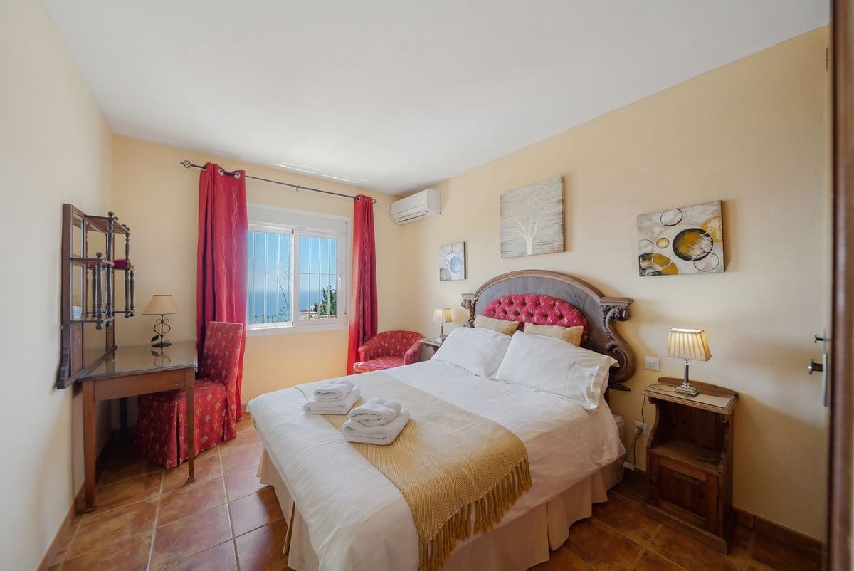 5 Zimmer Villa zu verkaufen in Benalmadena - 1.325.000 € (Ref: 8950872)