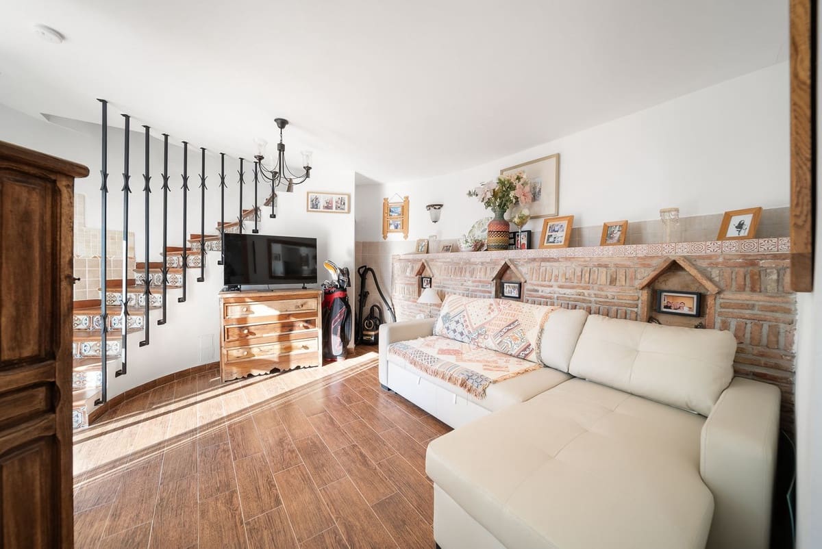 3 sypialnia Willa na sprzedaż w Benalmadena - 675 000 € (Ref: 8969012)