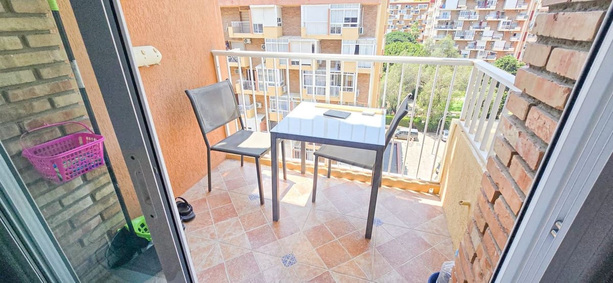 1 sypialnia Apartament na sprzedaż w Benalmadena Costa - 147 500 € (Ref: 9100357)