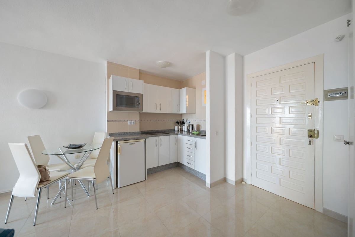 1 soverom Leilighet til salgs i Benalmadena Costa - € 240 000 (Ref: 9106482)