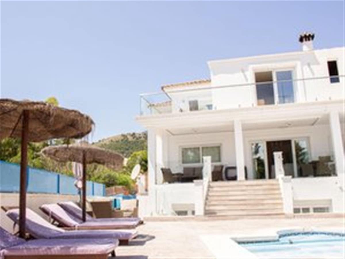 6 soveværelse Villa til salg i Benalmadena Costa med swimmingpool - € 1.100.000 (Ref: 9239517)