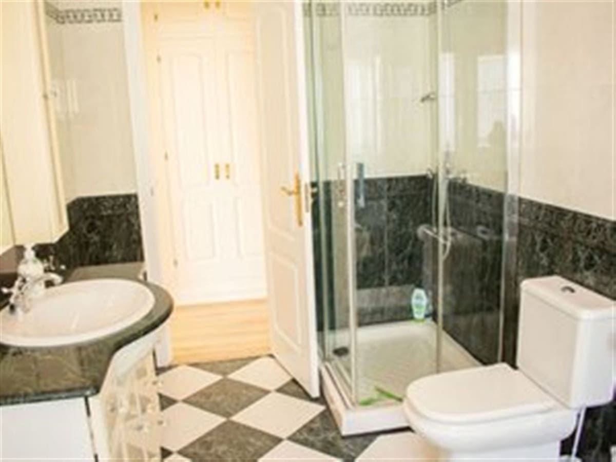 6 soveværelse Villa til salg i Benalmadena Costa med swimmingpool - € 1.100.000 (Ref: 9239517)