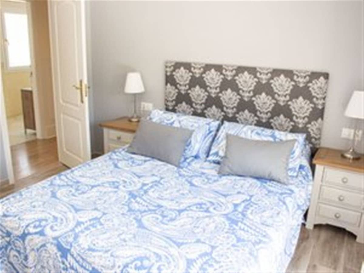 6 soveværelse Villa til salg i Benalmadena Costa med swimmingpool - € 1.100.000 (Ref: 9239517)