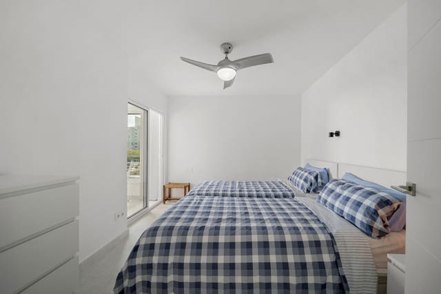 2 soveværelse Lejlighed til salg i Benalmadena Costa, Benalmádena med swimmingpool - € 315.000 (Ref: 9647679)