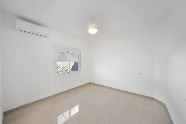 3 chambre Maison de Ville à vendre à Benalmádena pueblo, Benalmádena - 355 000 € (Ref: 9647680)