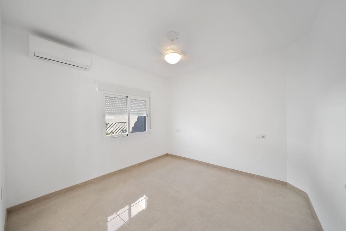 3 soveværelse Byhus til salg i Benalmadena - € 355.000 (Ref: 9647680)