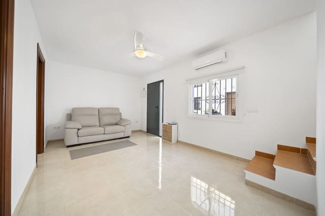 3 chambre Maison de Ville à vendre à Benalmádena pueblo, Benalmádena - 355 000 € (Ref: 9647680)