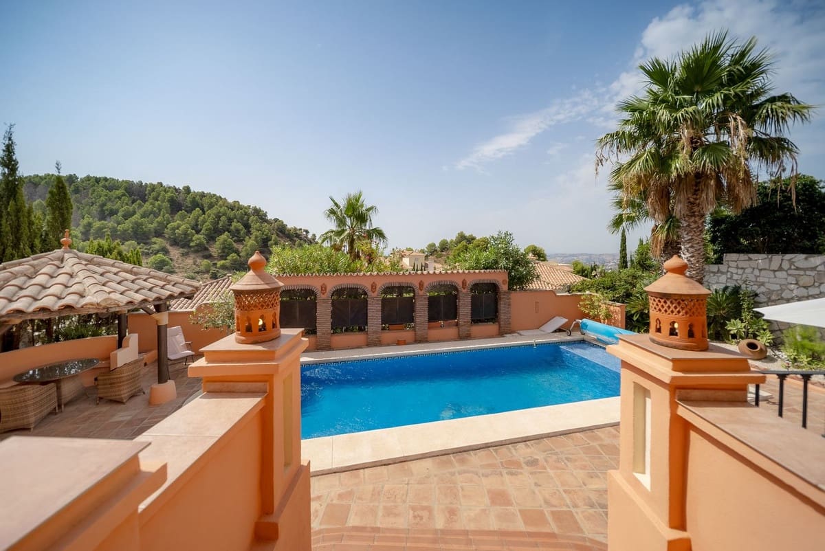 3 slaapkamer Villa te koop in Mijas - € 850.000 (Ref: 9647681)