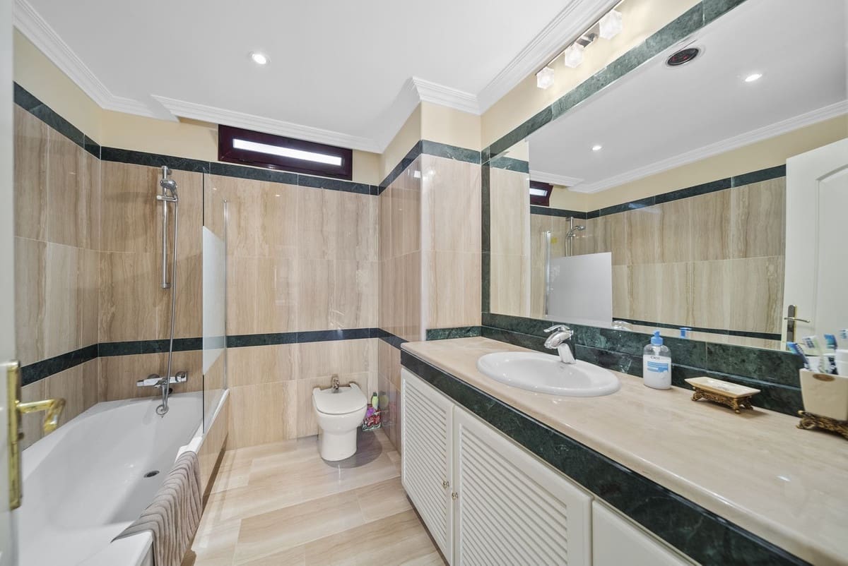 2 chambre Appartement à vendre à Benalmadena avec piscine - 525 000 € (Ref: 9647682)