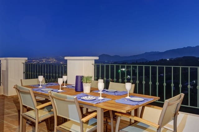 6 soverom Villa til salgs i Mijas pueblo, Mijas med svømmebasseng - € 1 850 000 (Ref: 9647684)