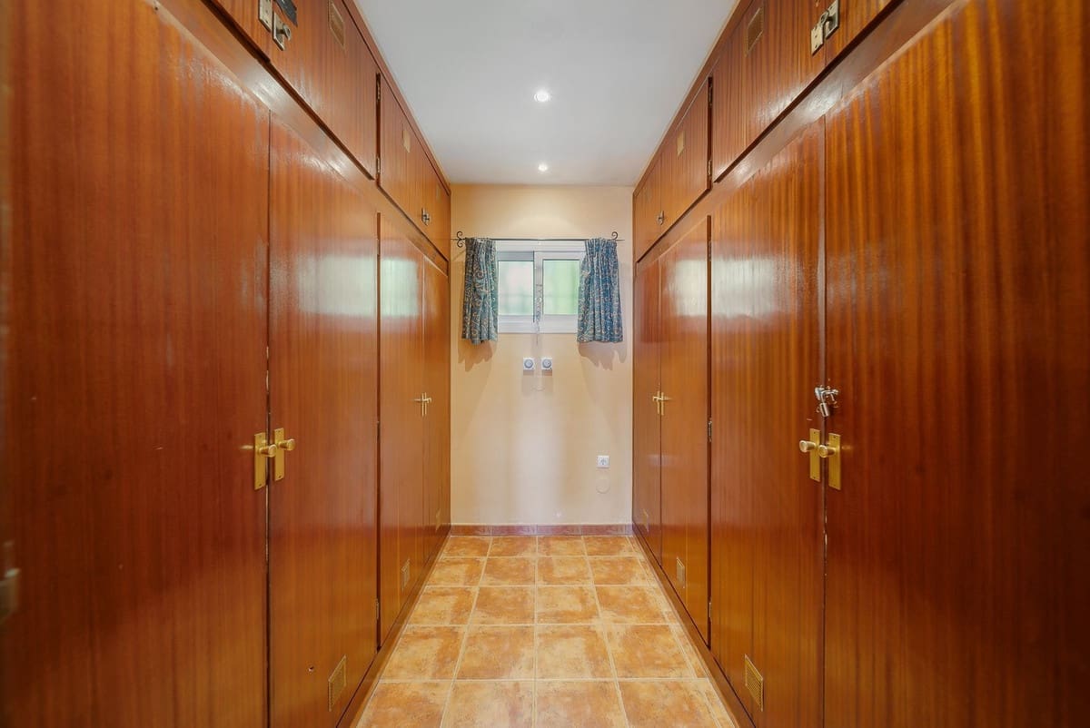 5 sypialnia Willa na sprzedaż w Benalmadena - 1 325 000 € (Ref: 9647689)