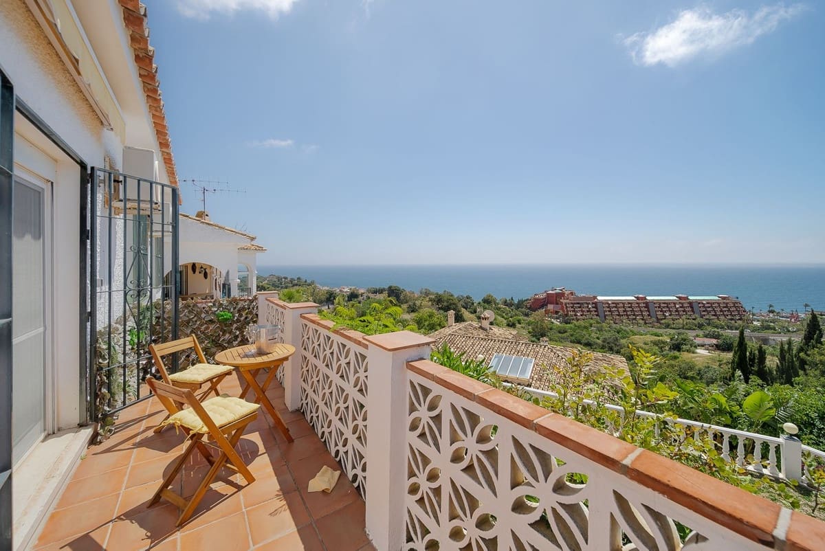 Chalet de 5 habitaciones en Benalmádena en venta - 1.325.000 € (Ref: 9647689)