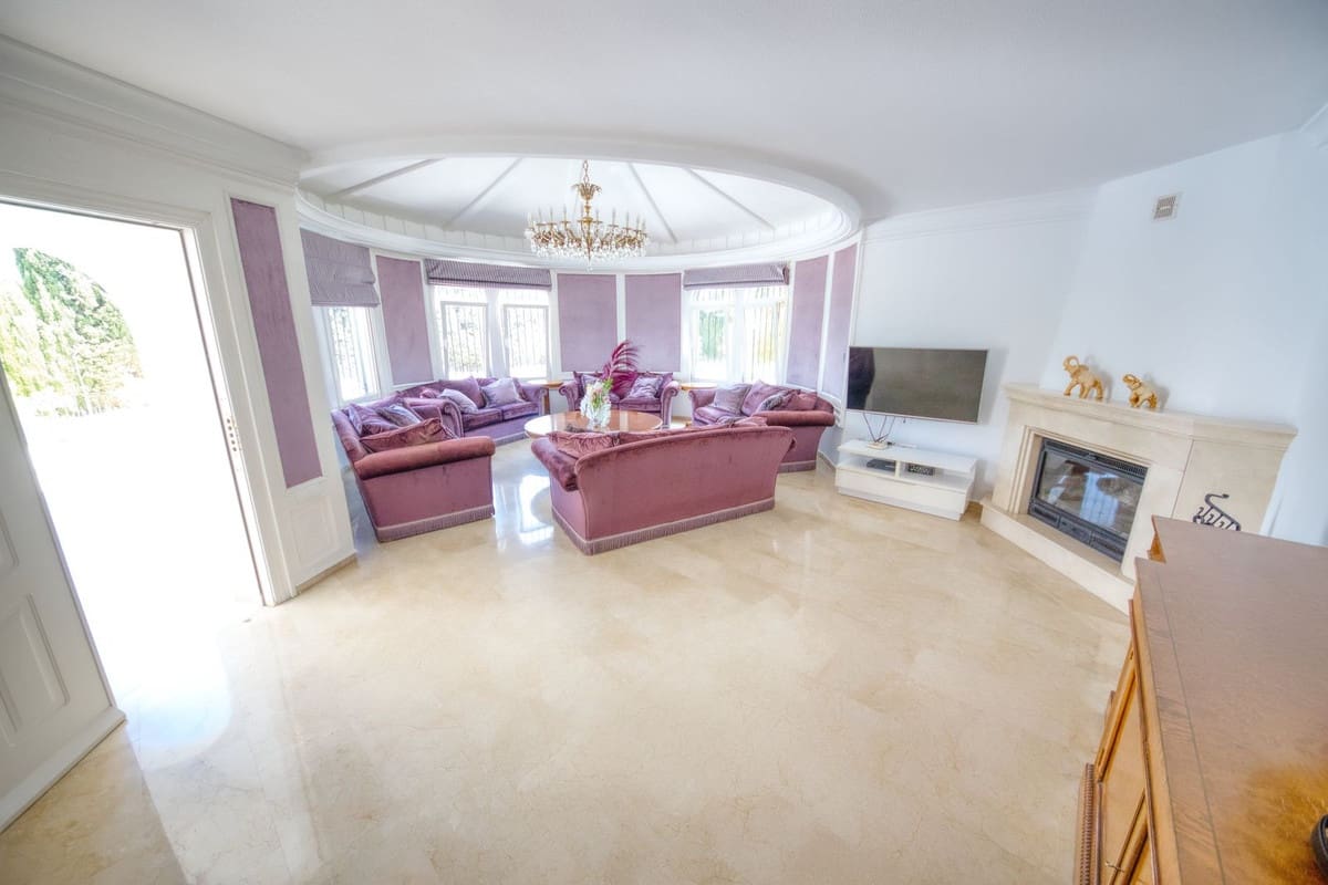 4 chambre Villa/Maison à vendre à Benalmadena avec piscine - 1 250 000 € (Ref: 9647690)