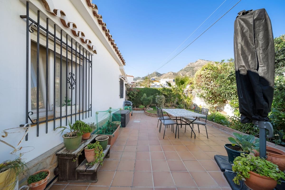 3 bedroom Villa for sale in Benalmadena - € 665,000 (Ref: 9647692)