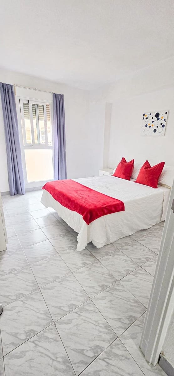 1 bedroom Apartment for sale in Benalmadena Costa - € 197,500 (Ref: 9647694)