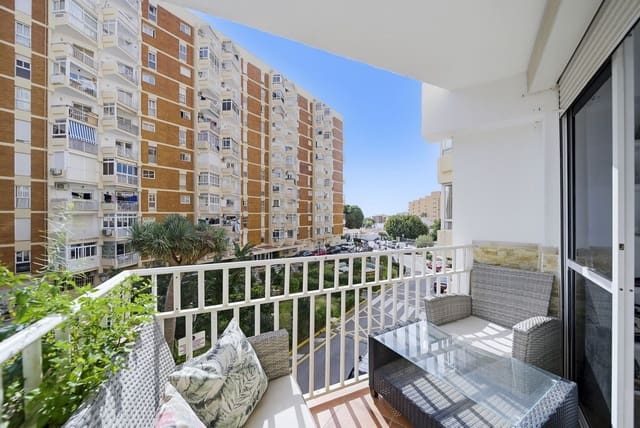 1 chambre Appartement à vendre à Benalmadena Costa, Benalmádena avec piscine - 215 000 € (Ref: 9735150)