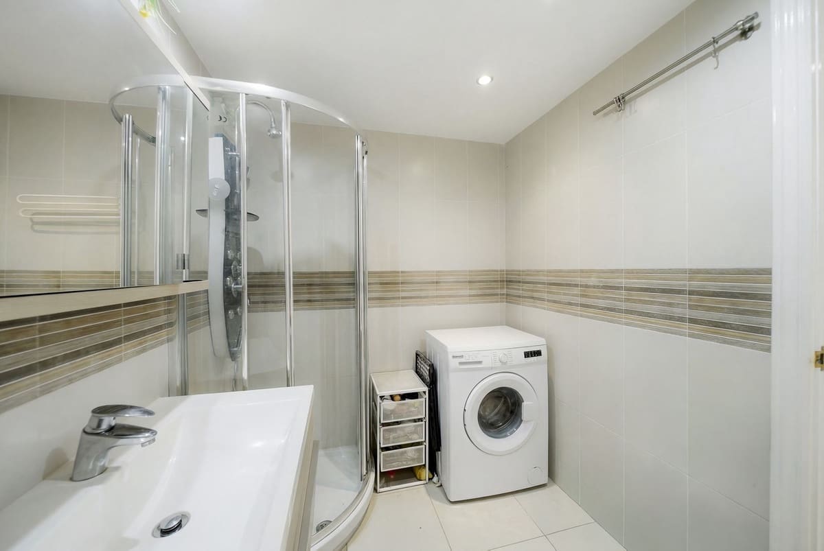 1 quarto Apartamento para venda em Benalmadena com piscina - 330 000 € (Ref: 9735151)