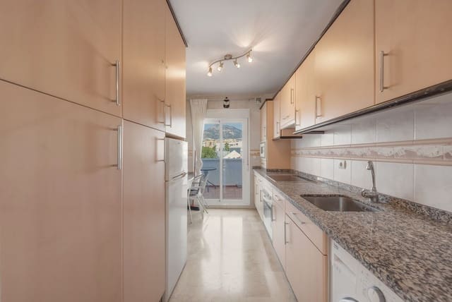 1 sypialnia Penthouse na sprzedaż w Benalmadena Costa, Benalmádena z basenem - 290 000 € (Ref: 9741484)