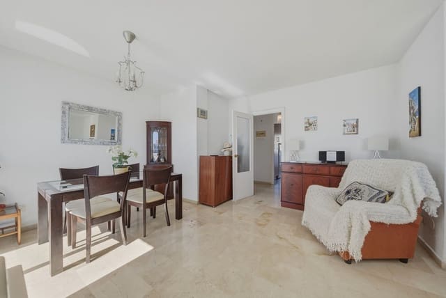 1 soveværelse Penthouse til salg i Benalmadena Costa, Benalmádena med swimmingpool - € 290.000 (Ref: 9741484)