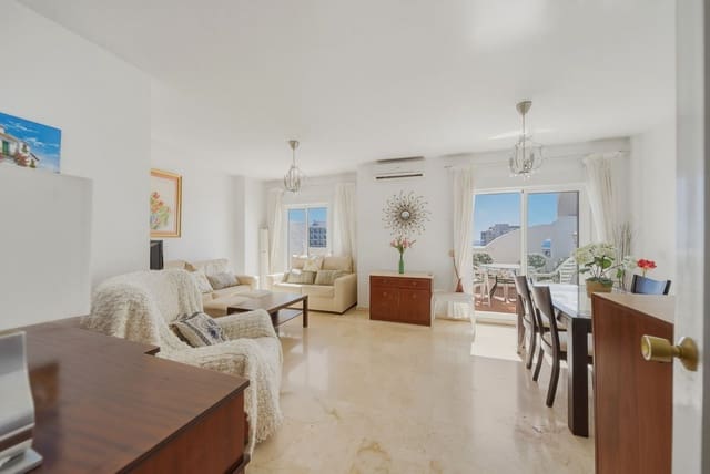 1 chambre Penthouse à vendre à Benalmadena Costa, Benalmádena avec piscine - 290 000 € (Ref: 9741484)