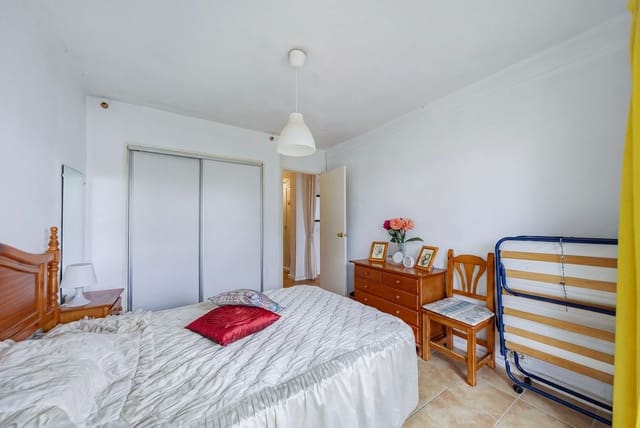 1 quarto Apartamento para venda em Benalmadena Costa, Benalmádena - 187 500 € (Ref: 9811209)