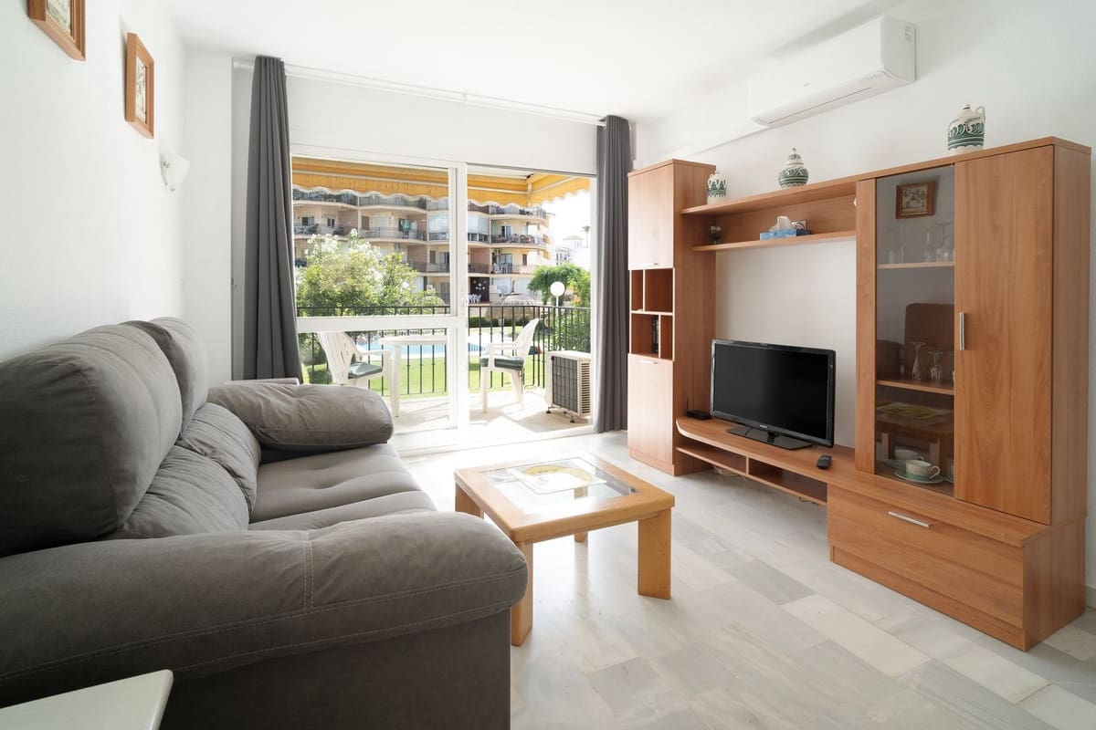 1 sovrum Lägenhet till salu i Torremolinos med pool - 260 000 € (Ref: 9919320)
