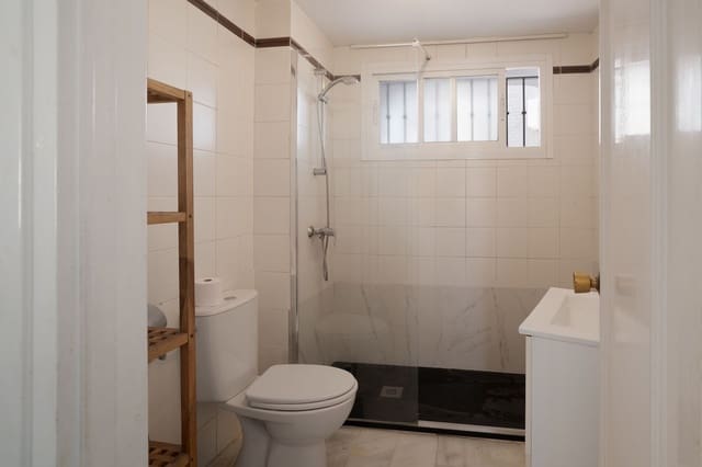 1 sovrum Lägenhet till salu i Torremolinos - 260 000 € (Ref: 9955659)