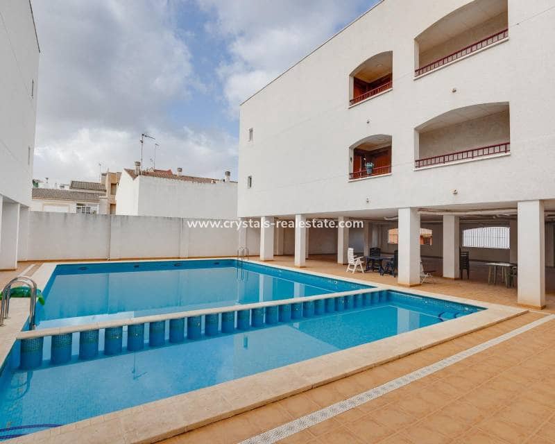 3 Zimmer Apartment zu verkaufen in San Fulgencio mit Pool Garage - 180.000 € (Ref: 10158538)