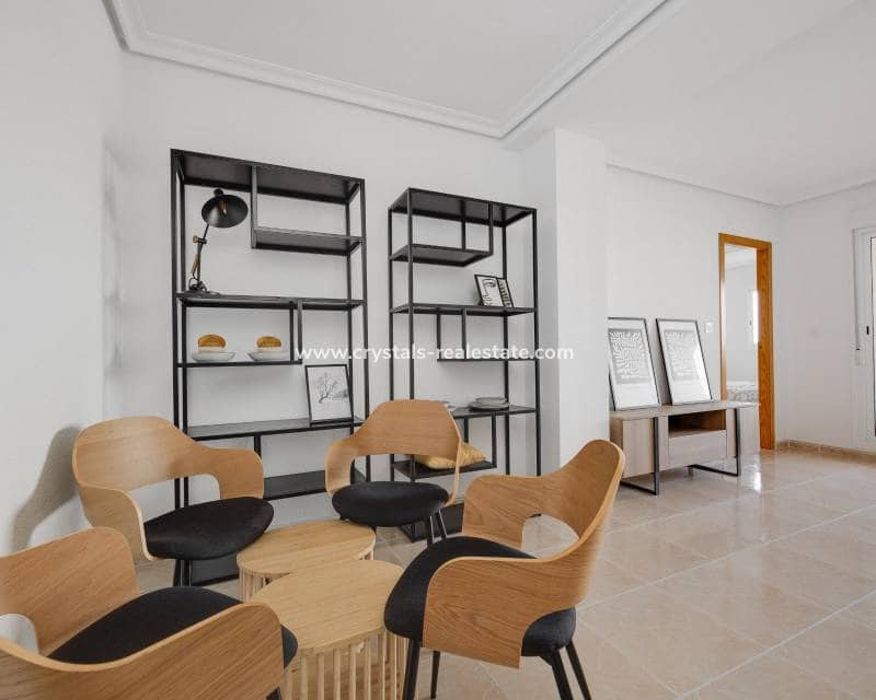 3 Zimmer Apartment zu verkaufen in San Fulgencio mit Pool Garage - 180.000 € (Ref: 10158538)
