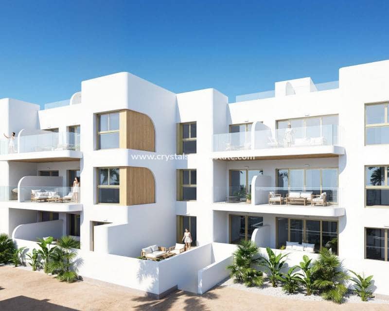 2 slaapkamer Appartement te koop in Los Alcazares met zwembad garage - € 344.900 (Ref: 10158540)