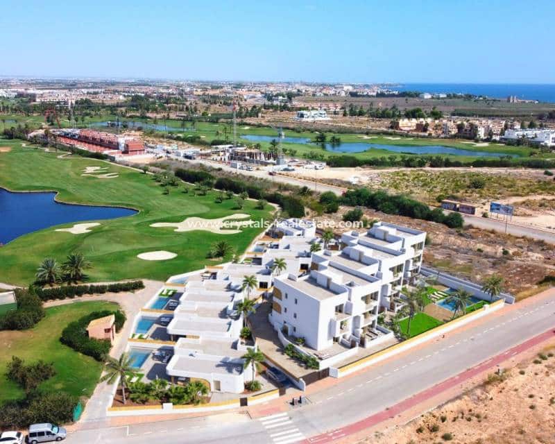 2 slaapkamer Appartement te koop in Los Alcazares met zwembad garage - € 344.900 (Ref: 10158540)